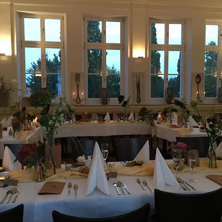 Hotell Am Schlosspark Superior (adults Only) 3*