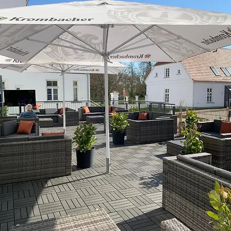 Hotel Am Schlosspark Superior (adults Only) 3*