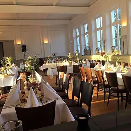 Hotel Am Schlosspark Superior - Adults Only Putbus